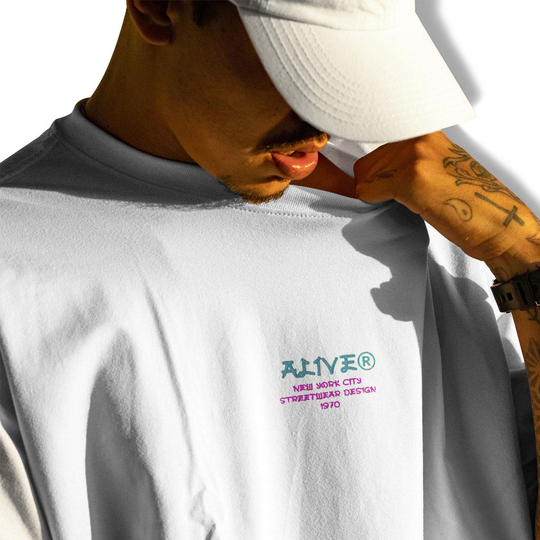 Camiseta Alive Origins 1970 Branco
