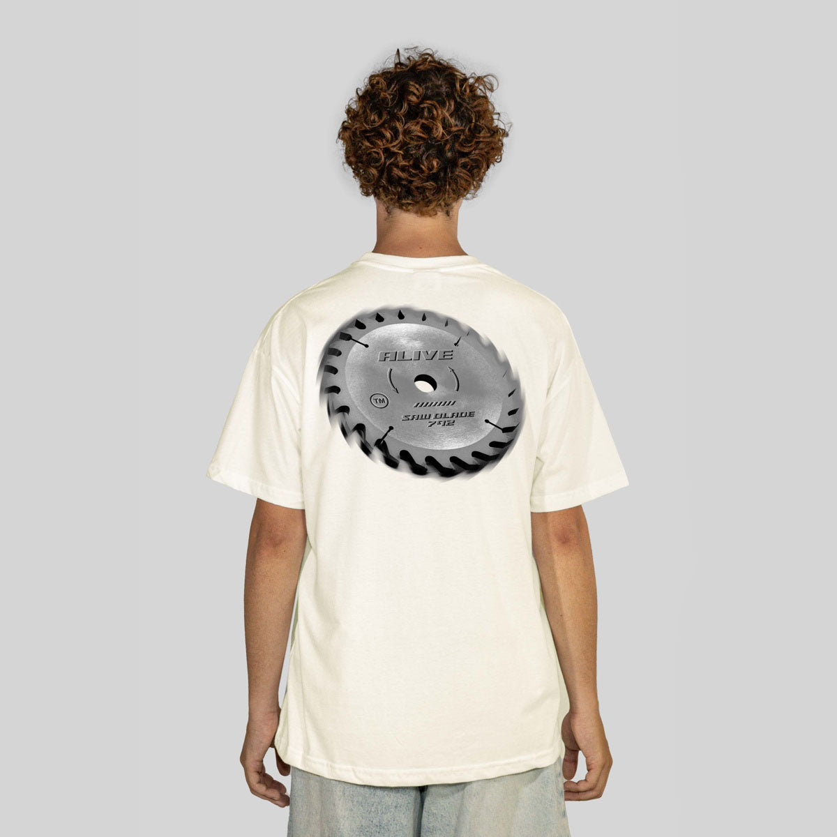 Camiseta Alive Clássica Disc Off White