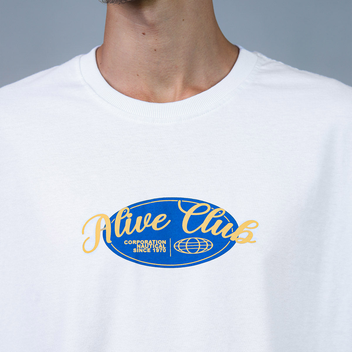 Camiseta Alive Globe Branco