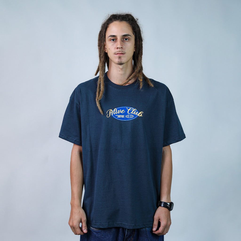 Camiseta Alive Globe Azul Marinho