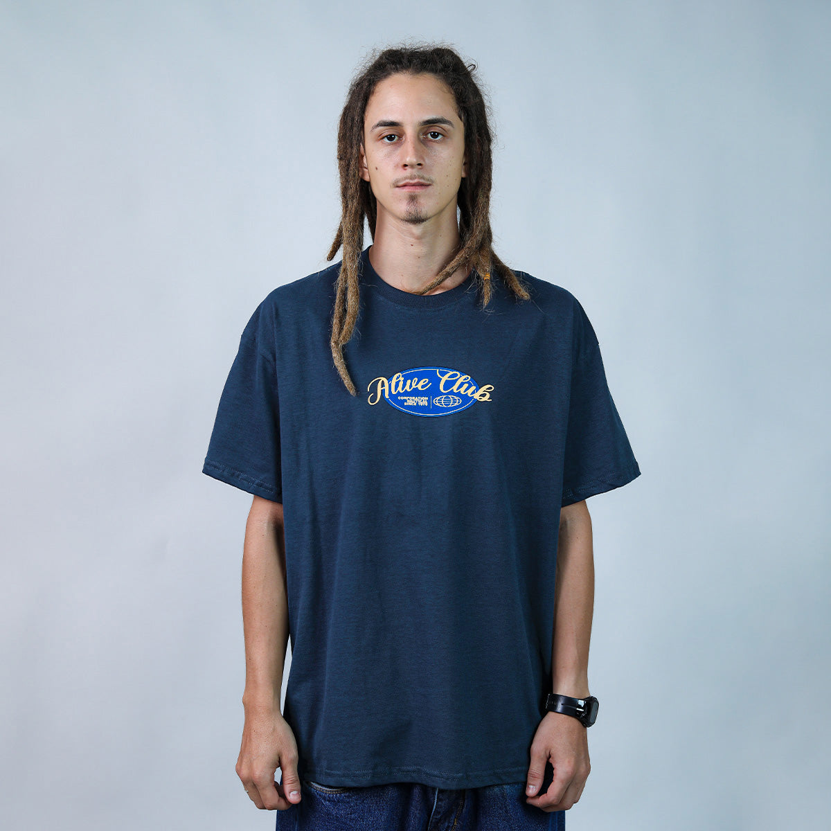 Camiseta Alive Globe Azul Marinho