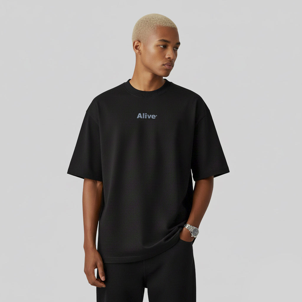 Camiseta Alive Oversized World Preto