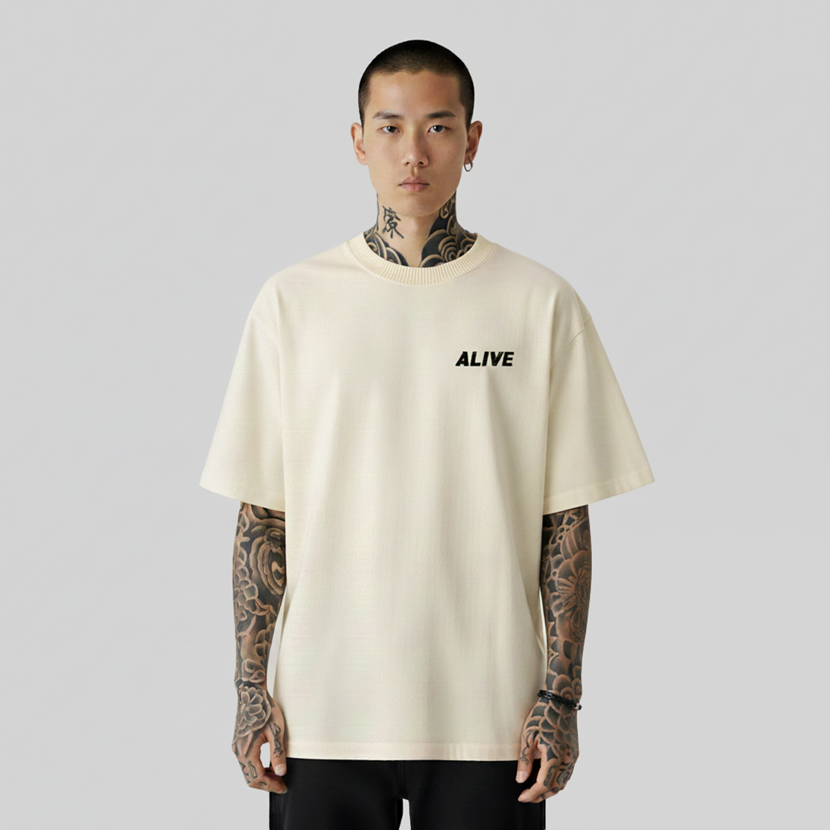 Camiseta Alive Oversized Essencial Club Off White