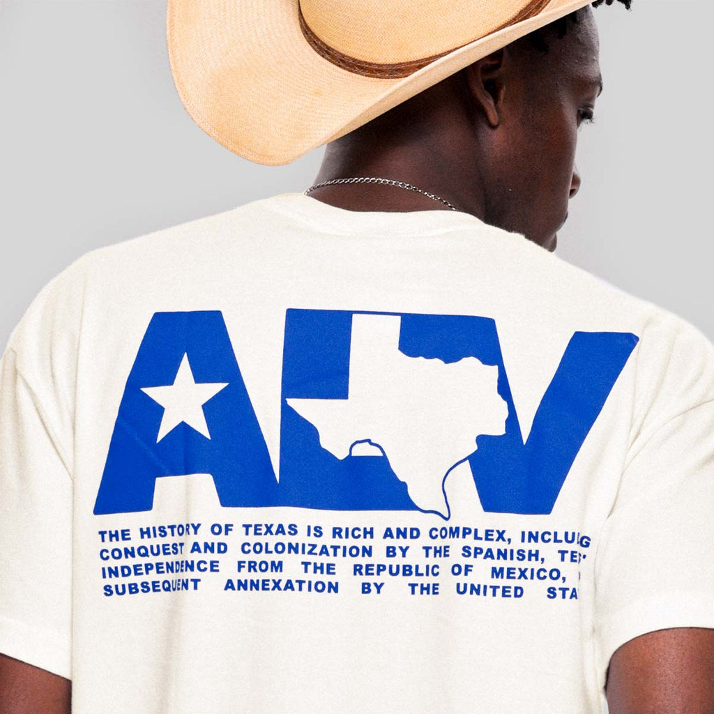 Camiseta Alive Clássica Territory Off White