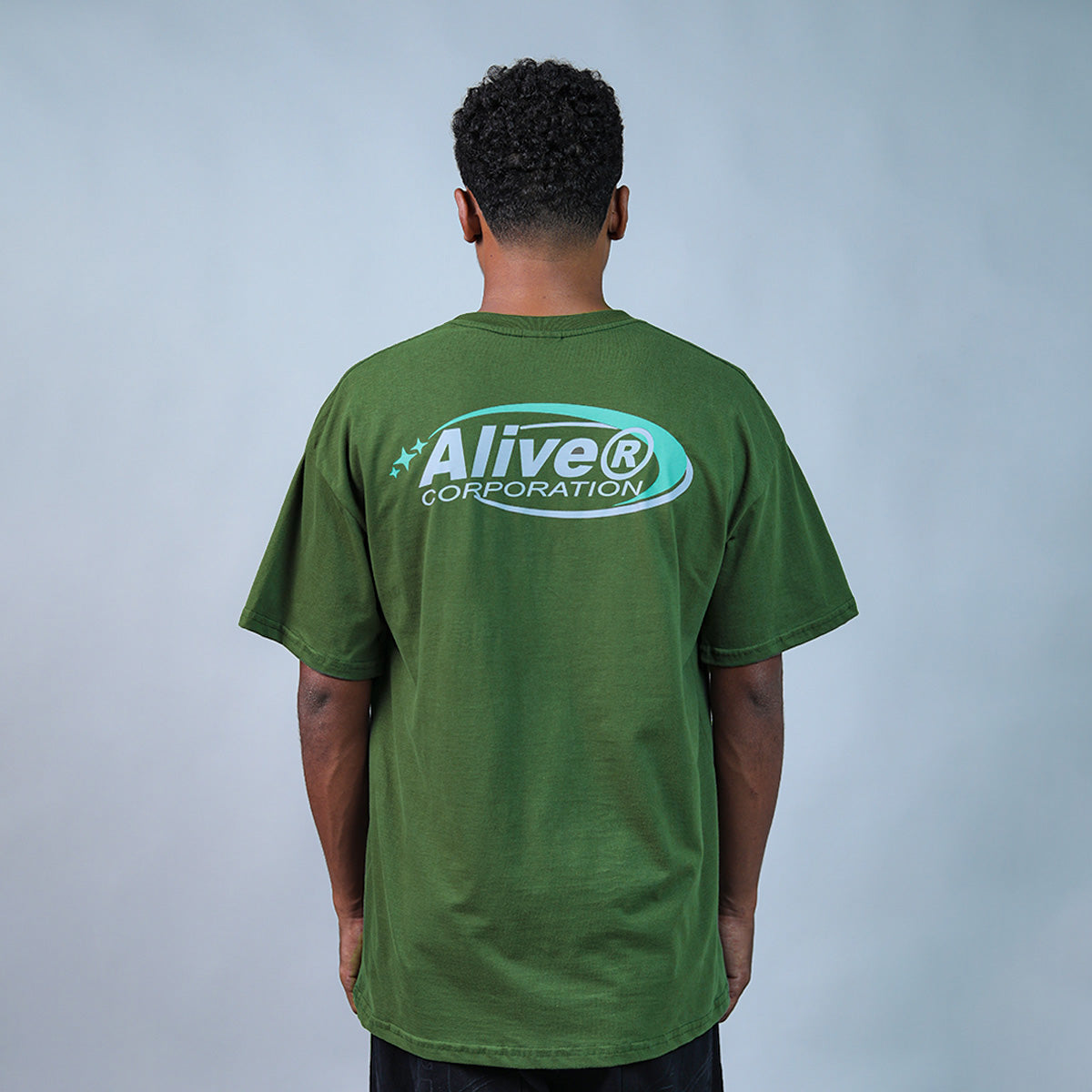 Camiseta Alive New Corporation Verde