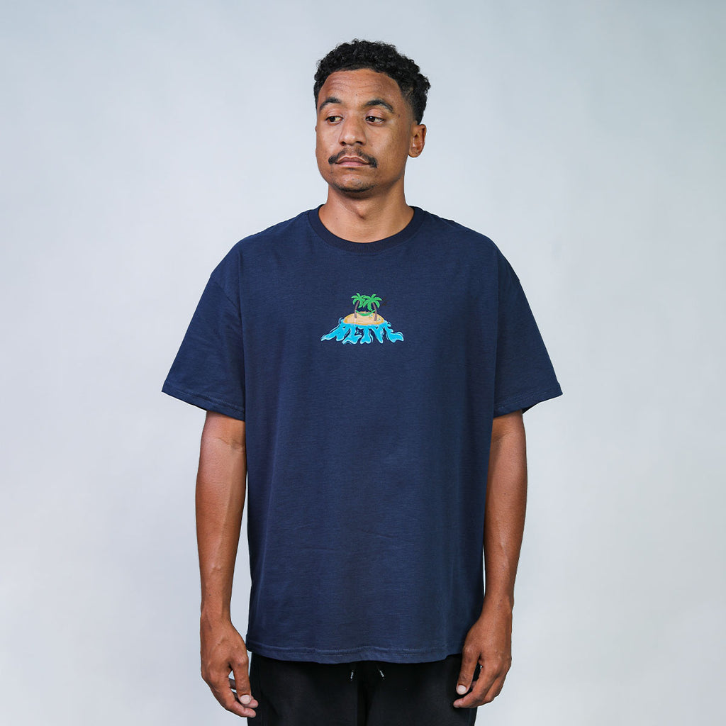 Camiseta Alive Island Azul Marinho