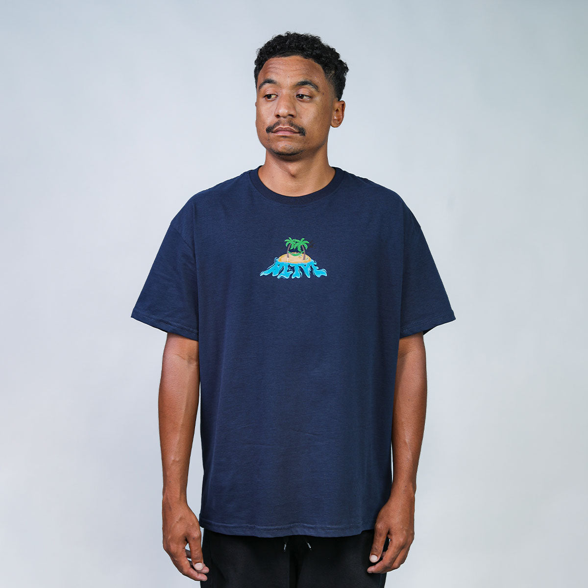 Camiseta Alive Island Azul Marinho