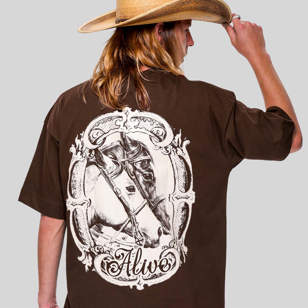 Camiseta Alive Oversized Horse Marrom - Texas