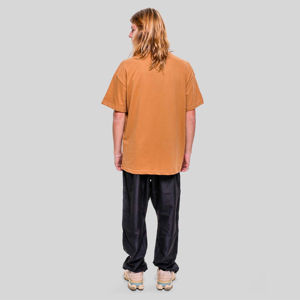 Camiseta Alive Clássica Water Marrom