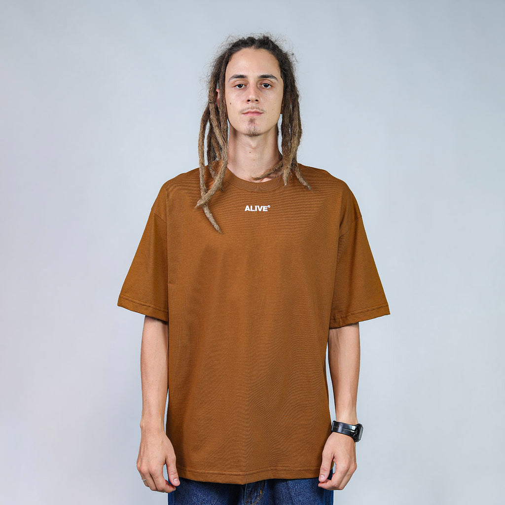 Camiseta Alive Oversized Basic Logo Marrom