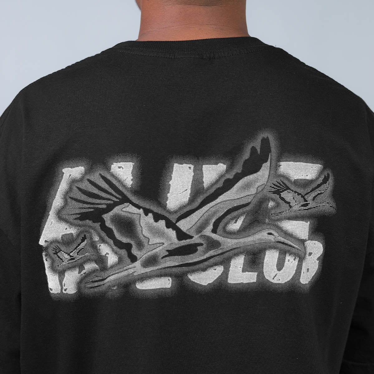 Camiseta Alive Oversized Essencial Club Preto