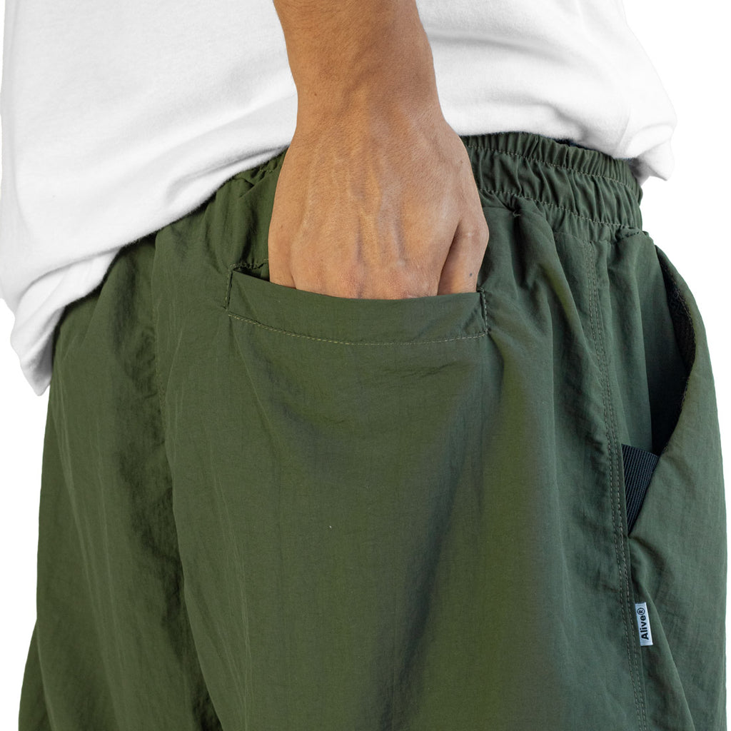 Short Alive Tag Cargo Verde