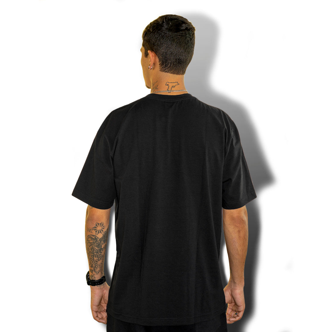 Camiseta Alive Streetwear World Preto