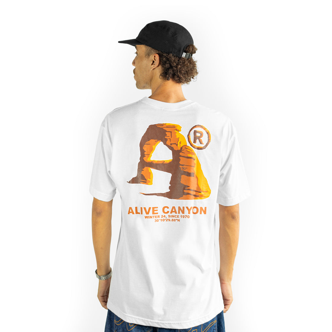 Camiseta Alive Canyon Branco