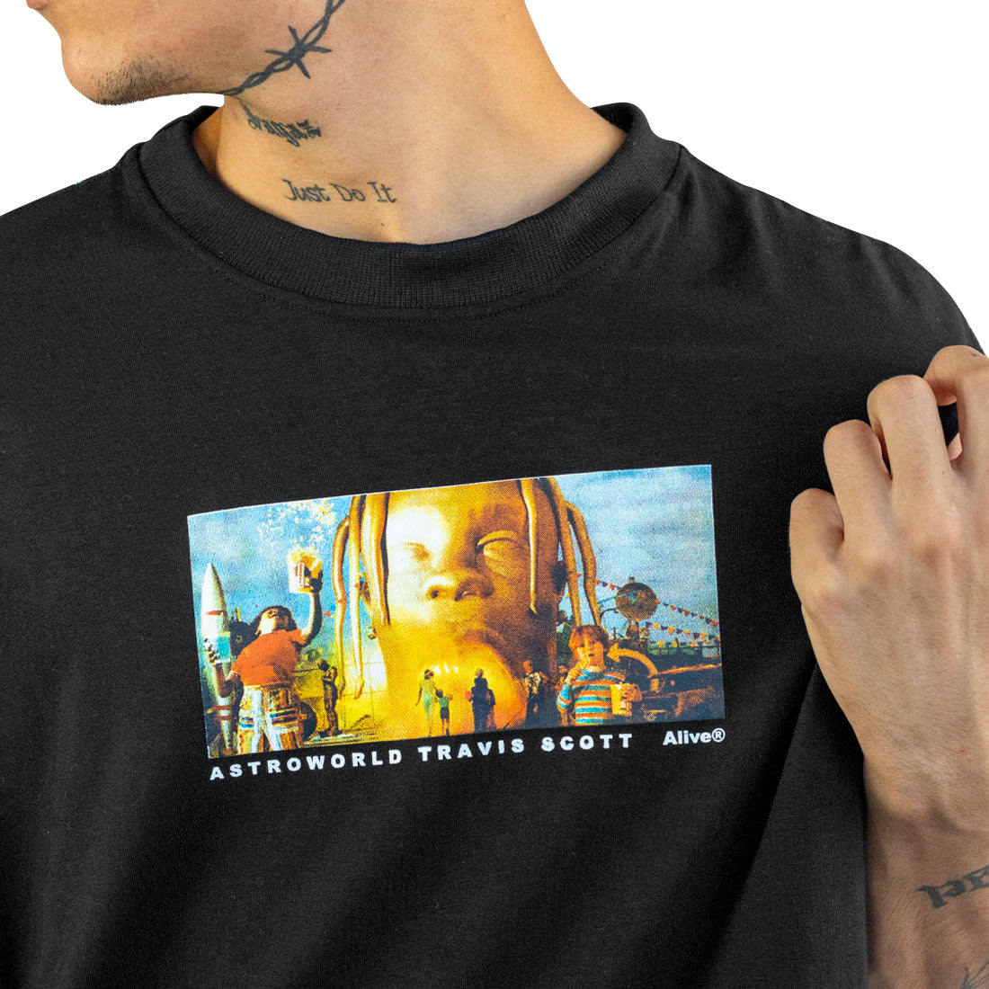 Camiseta Alive Astroworld Preto