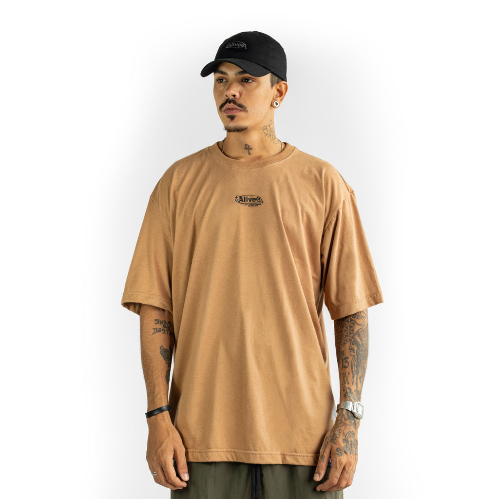 Camiseta Alive Star Marrom