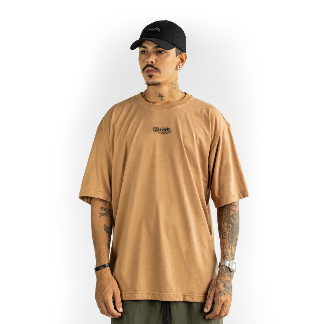 Camiseta Alive Star Marrom