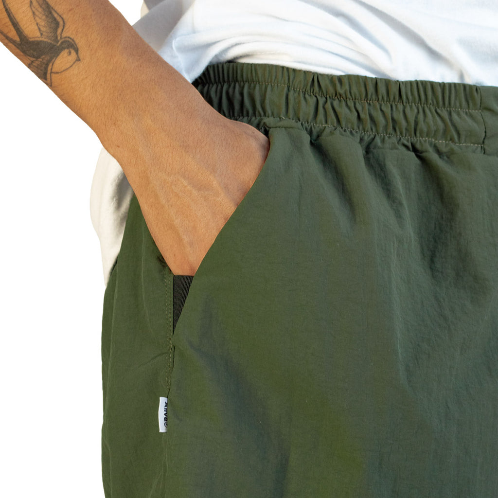 Short Alive Tag Cargo Verde