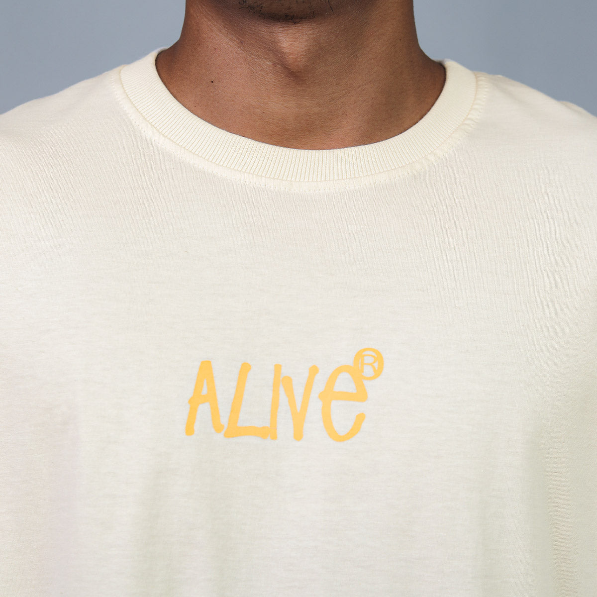 Camiseta Alive Oversized Essencial Nautic Off White