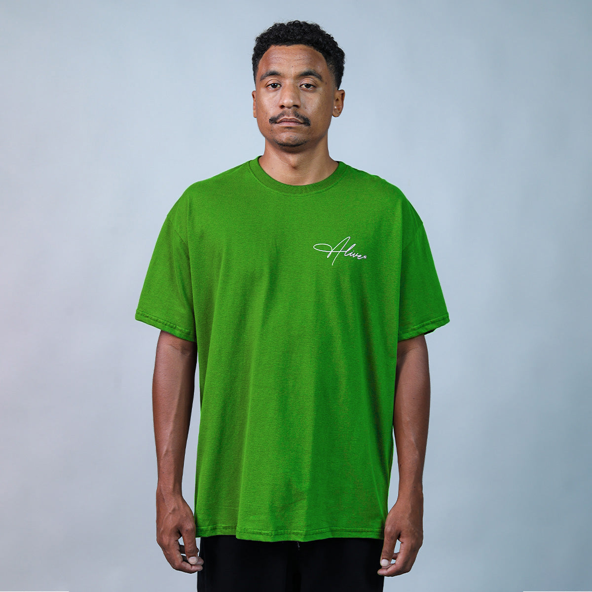 Camiseta Alive Oversized New Signature Verde