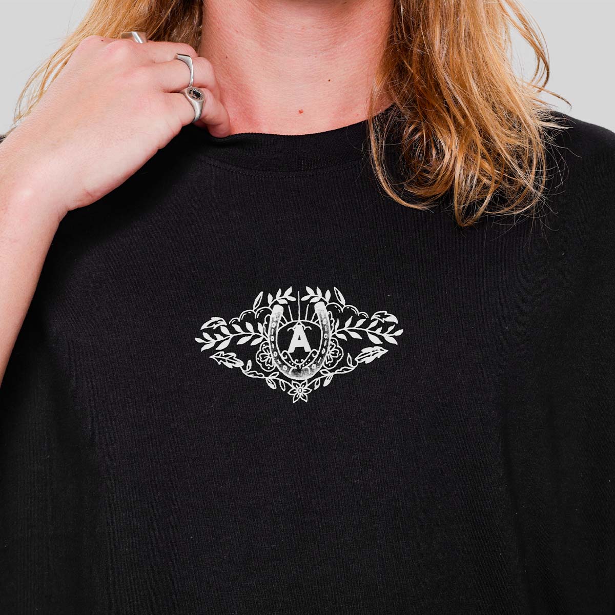 Camiseta Alive Oversized Blazon Preto - Texas