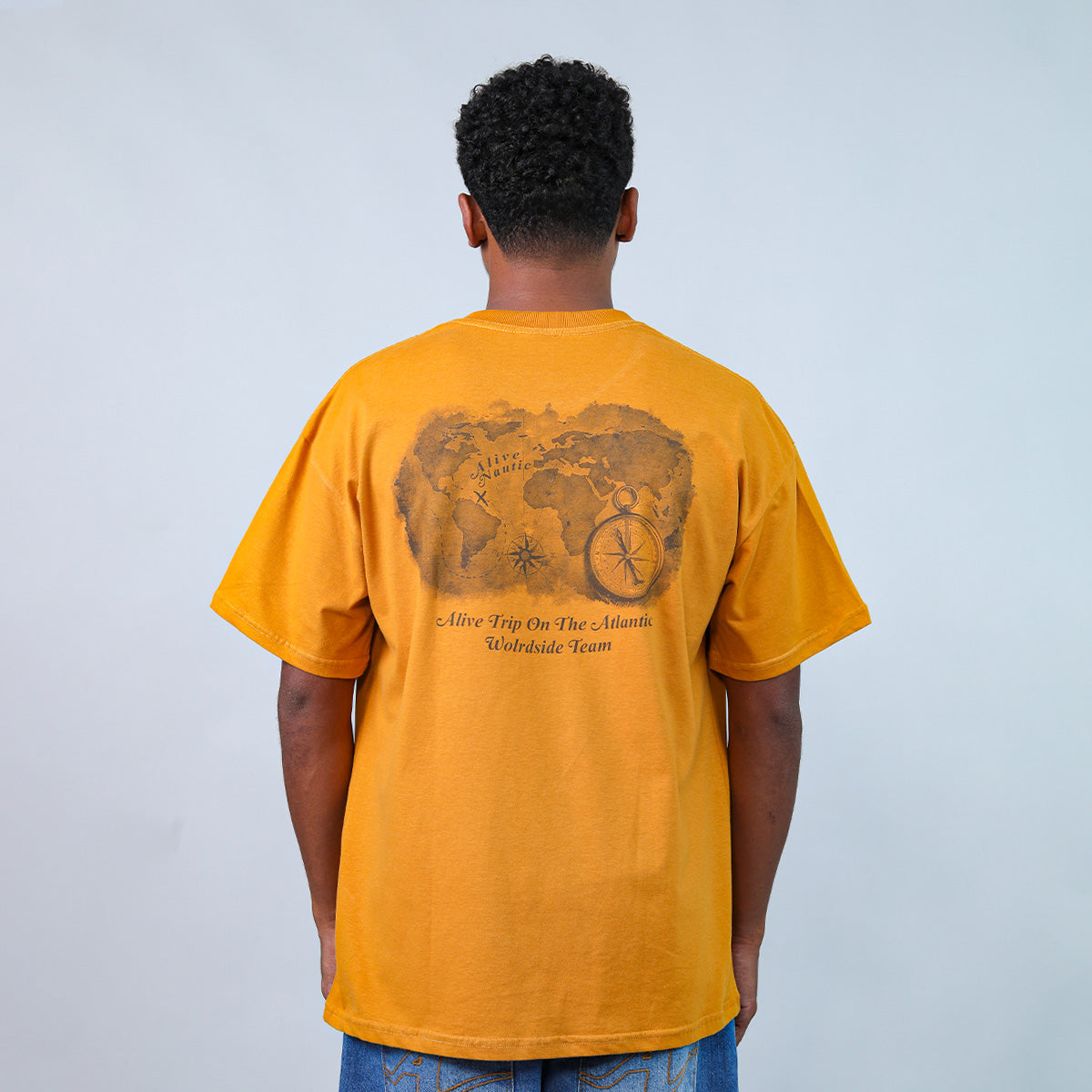 Camiseta Alive Map Mostarda