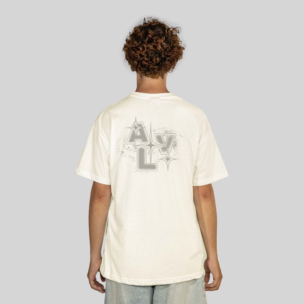 Camiseta Alive Clássica Constellation Off White