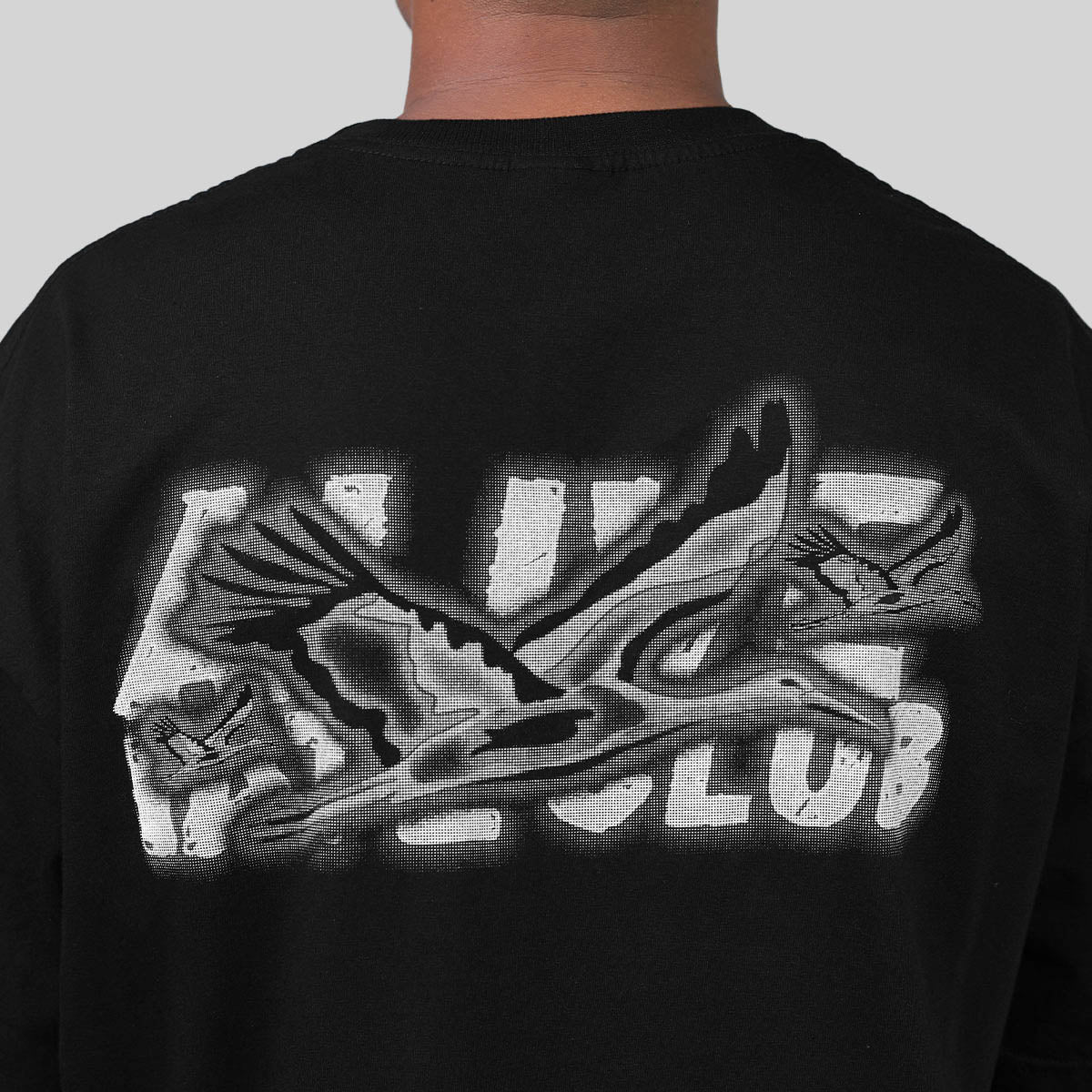 Camiseta Alive Oversized Essencial Club Preto