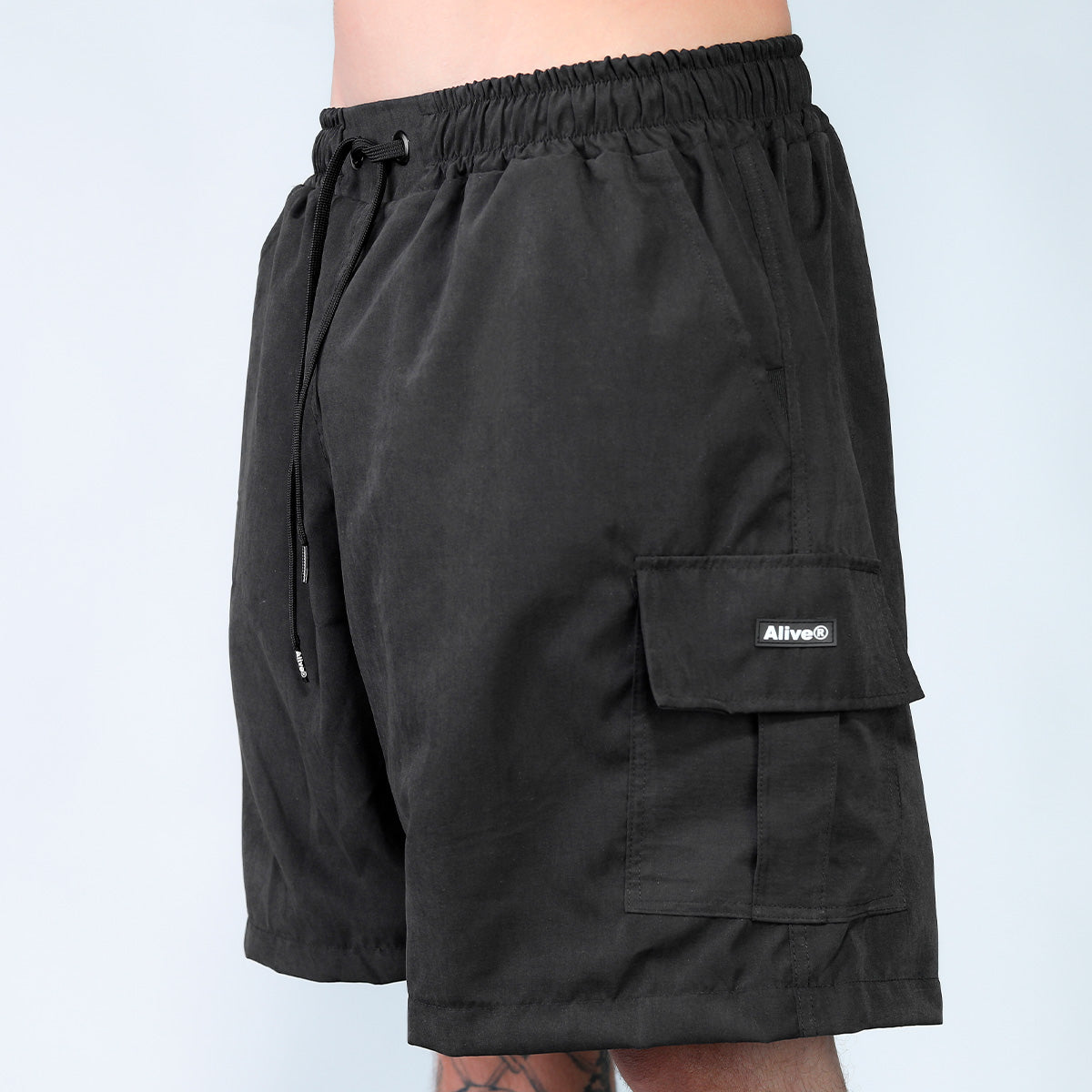 Short Alive Tec Cargo Preto