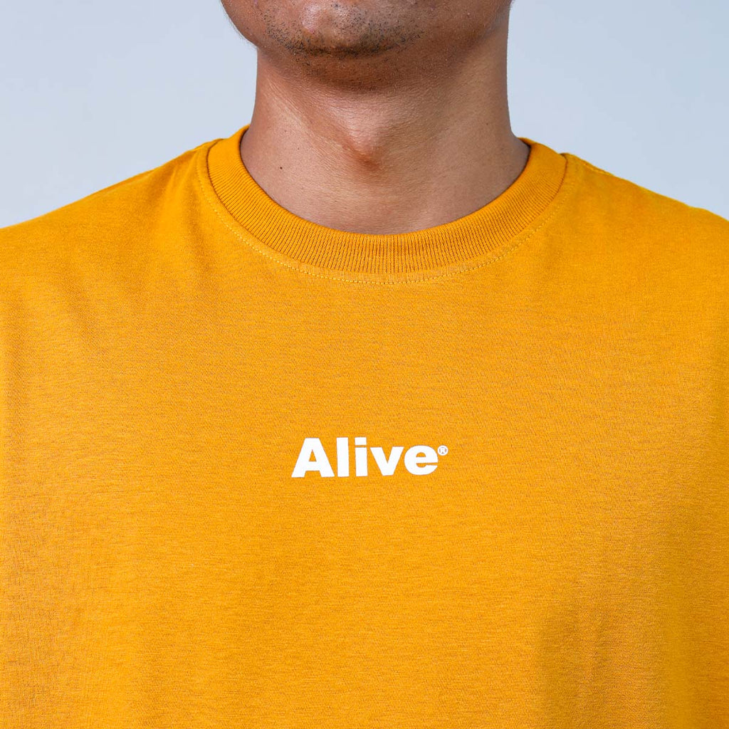 Camiseta Alive Basic Mostarda