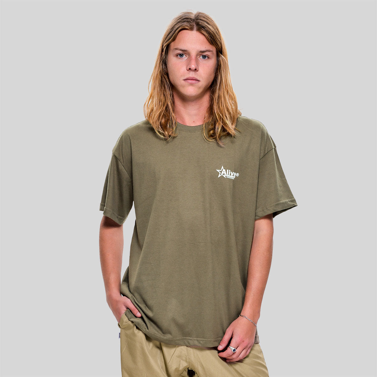 Camiseta Alive Clássica Arrive Verde Musgo