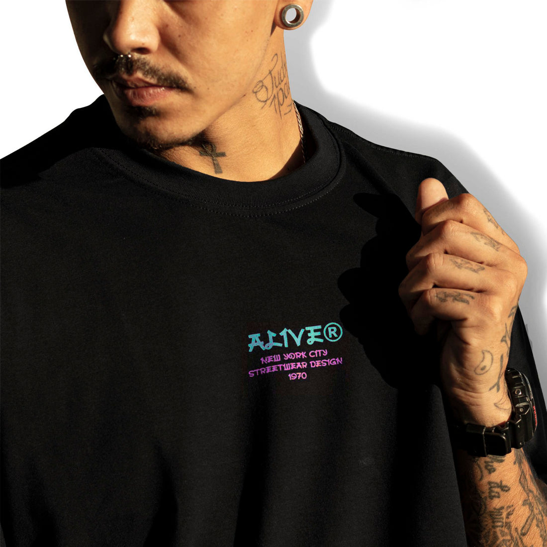 Camiseta Alive Origins 1970 Preto