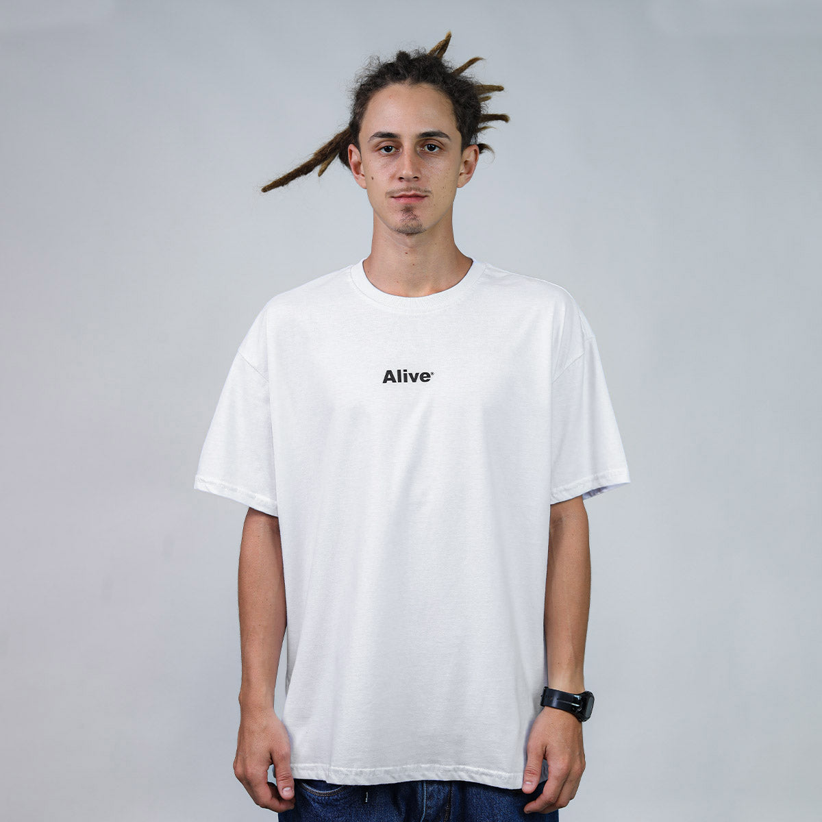 Camiseta Alive Basic Branco Preto