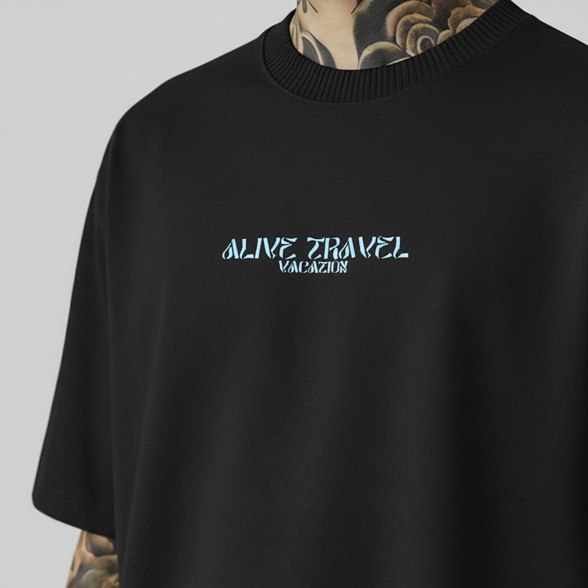 Camiseta Alive Oversized Essencial Vacation Preto