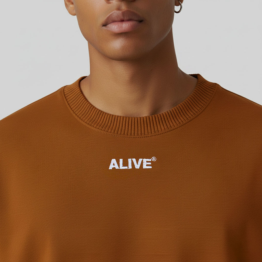 Camiseta Alive Oversized Basic Logo Marrom