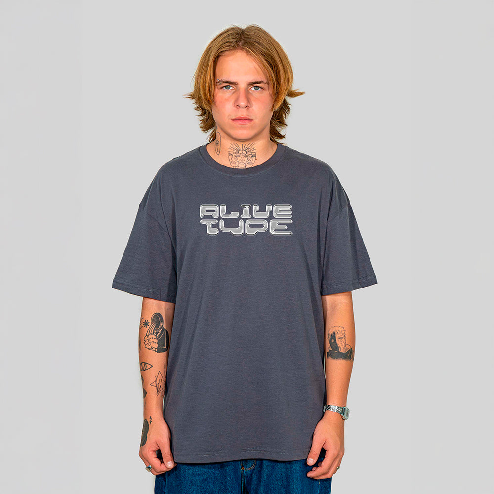 Camiseta Alive Clássica Type Cinza