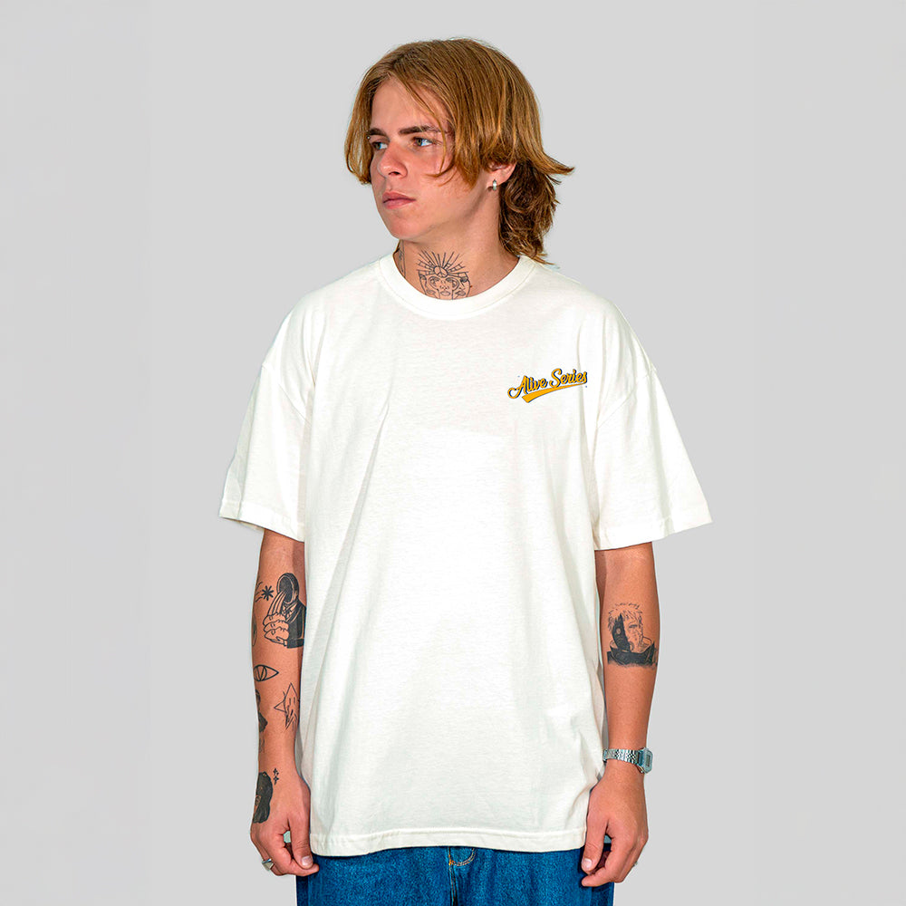 Camiseta Alive Clássica Series Off White