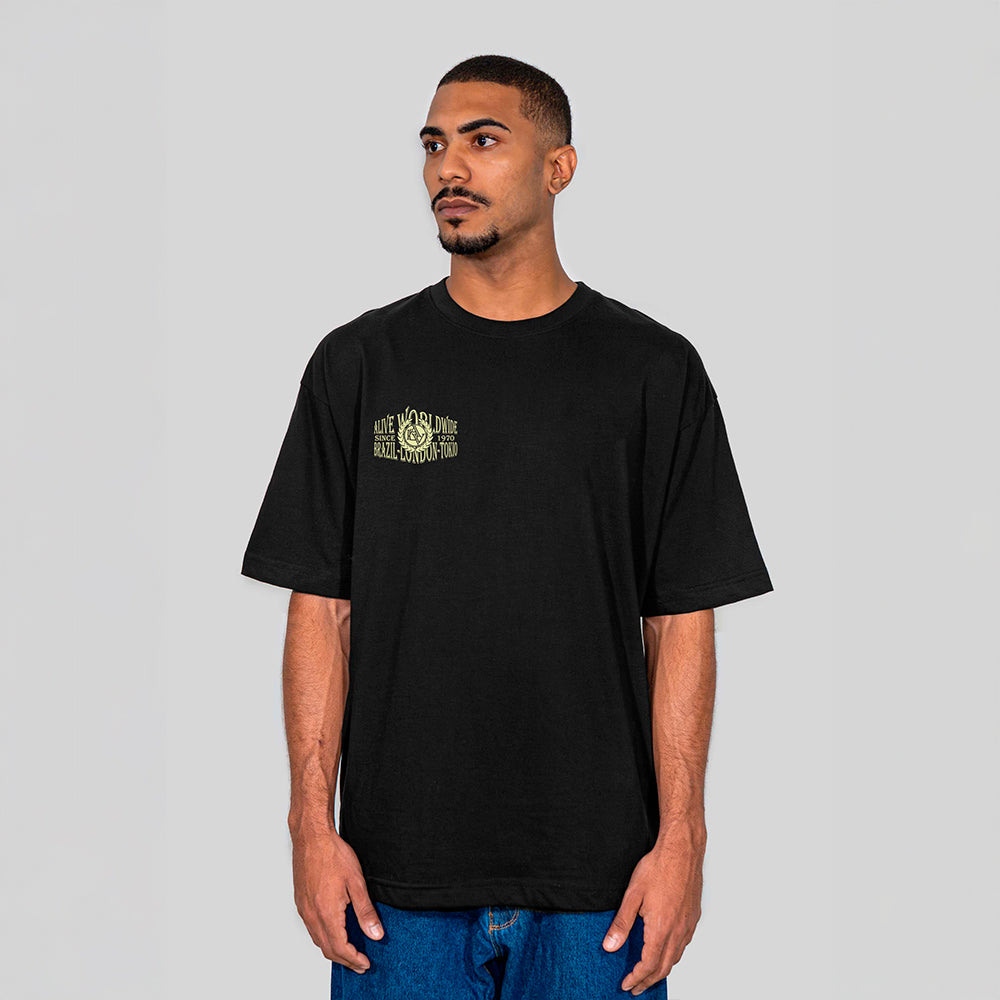 Camiseta Alive Oversized Worldwide Preto