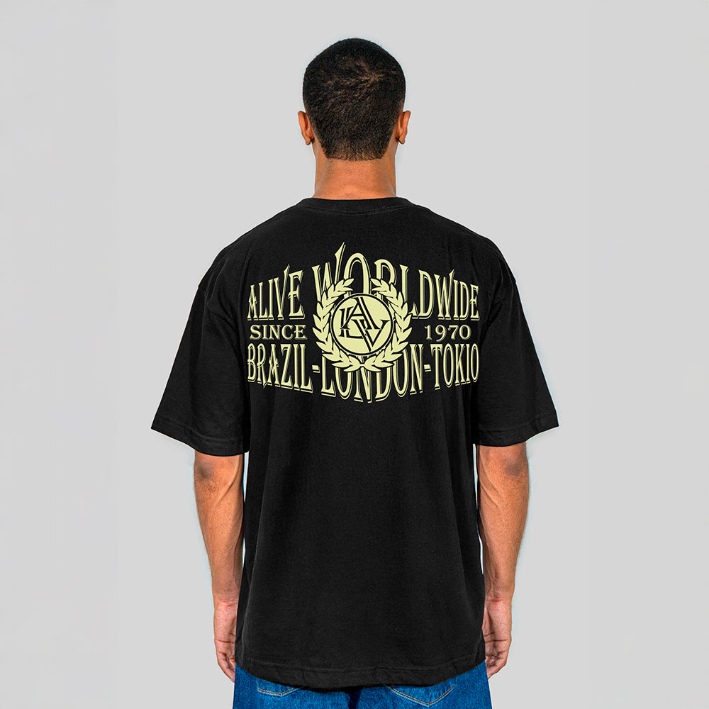 Camiseta Alive Oversized Worldwide Preto
