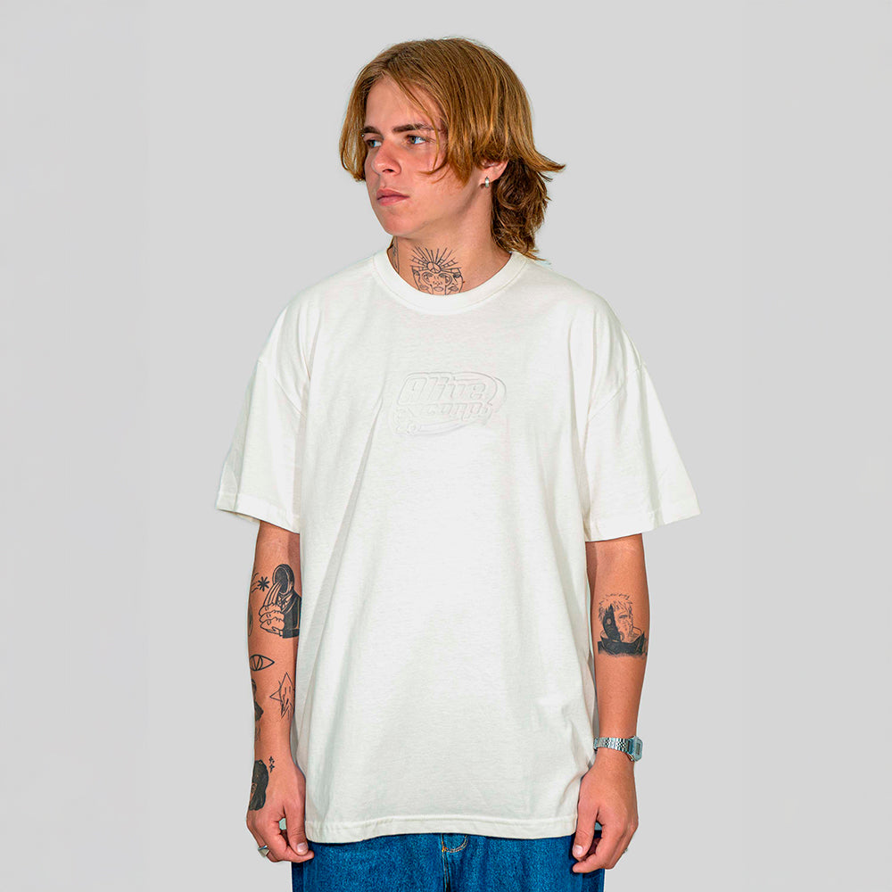 Camiseta Alive Clássica Emboss Off White