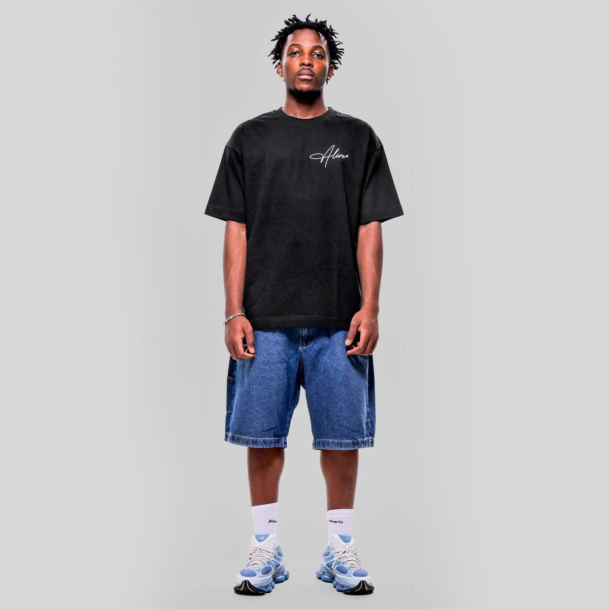 Camiseta Alive Oversized Signature Preto - Texas