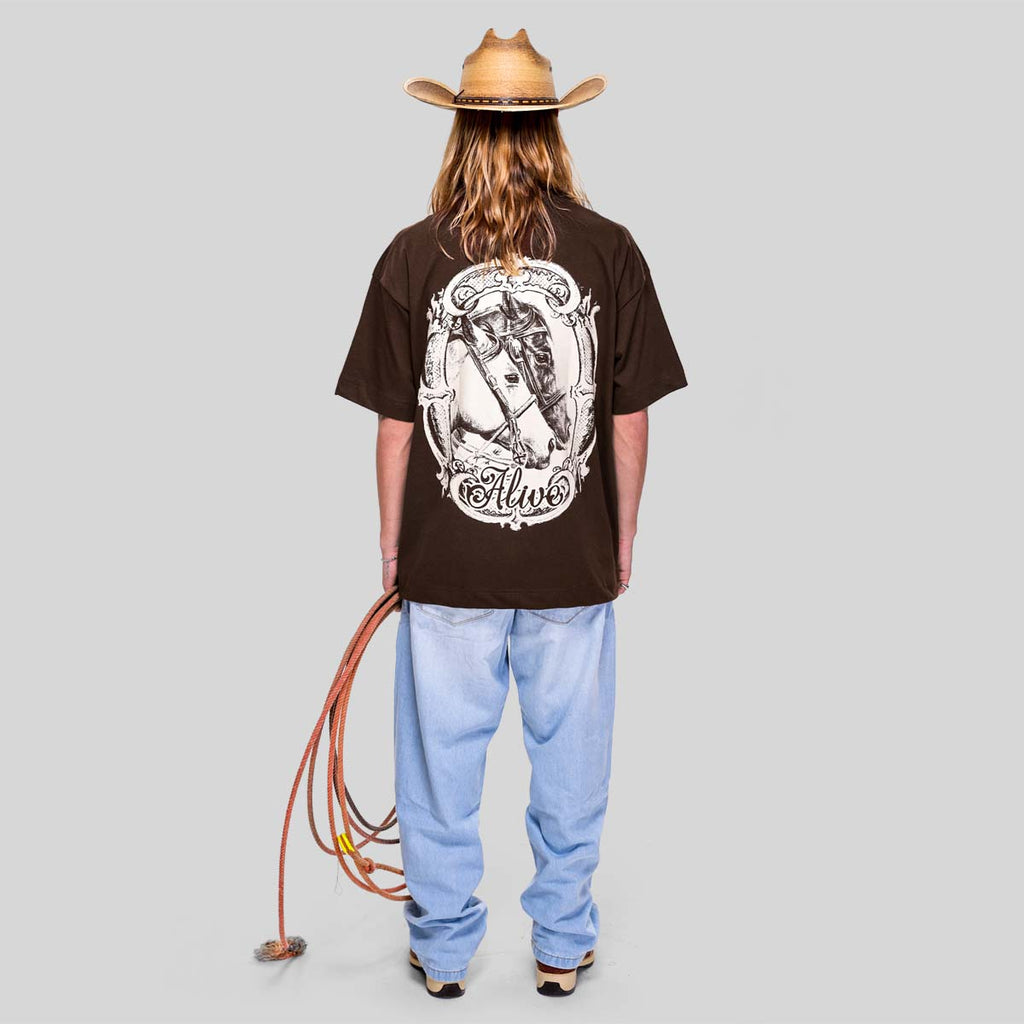Camiseta Alive Oversized Horse Marrom - Texas
