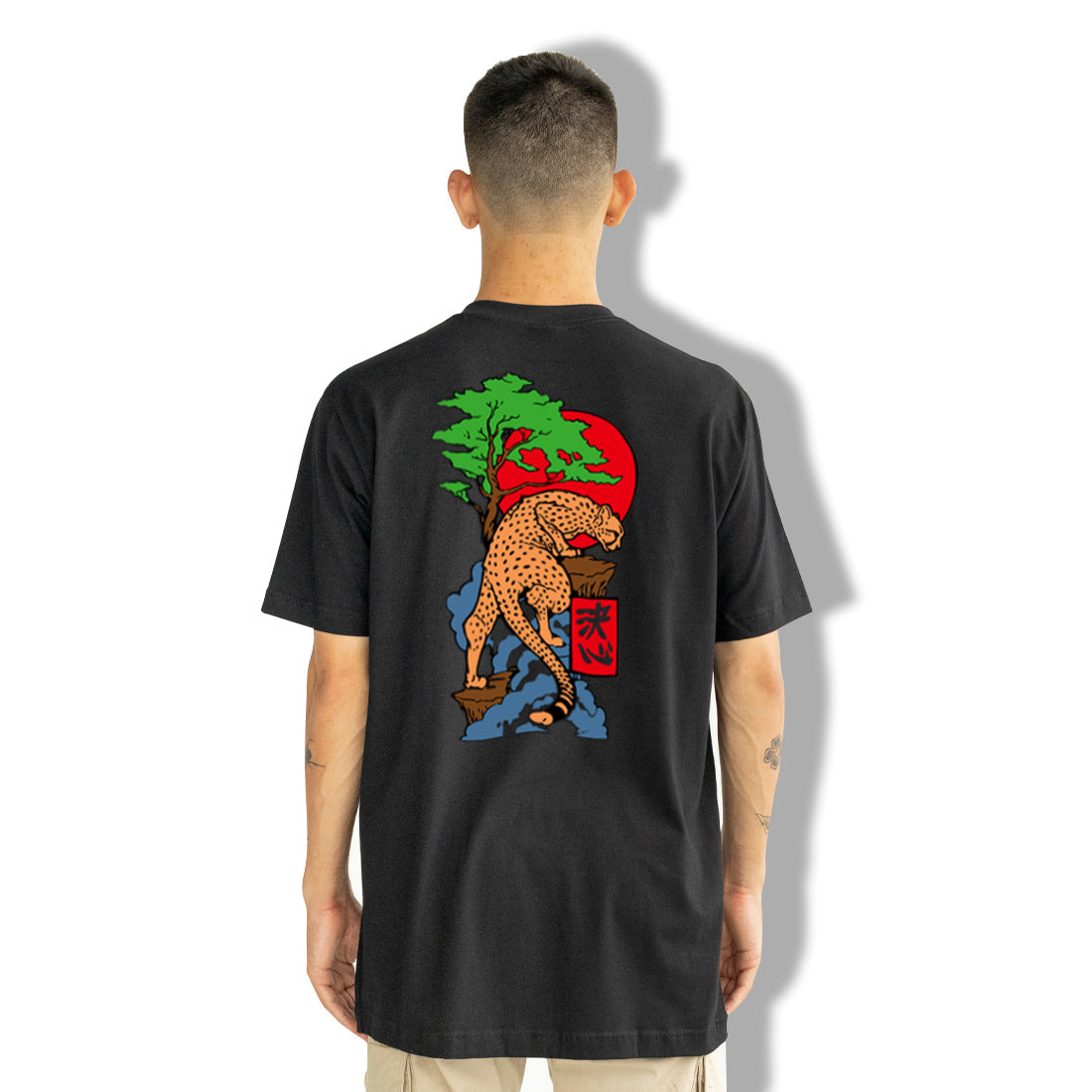 Camiseta Alive Guepardo Preto