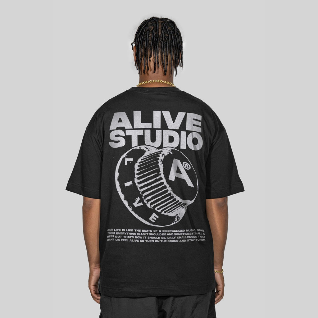 Camiseta Alive Oversized Studio Preto