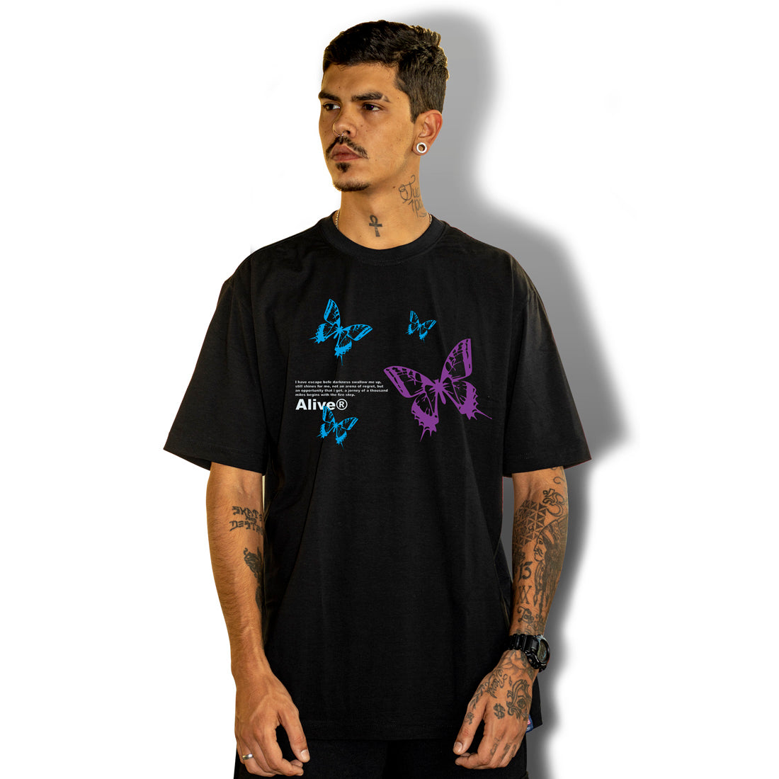 Camiseta Alive Butterfly Effect Preto