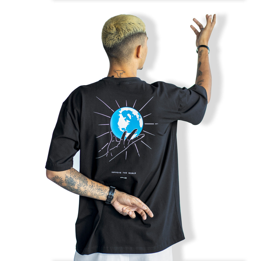 Camiseta Alive Hands Preto