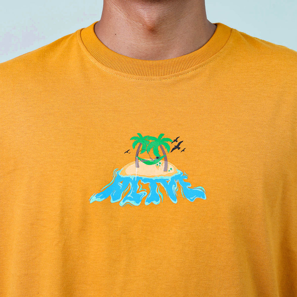 Camiseta Alive Island Mostarda