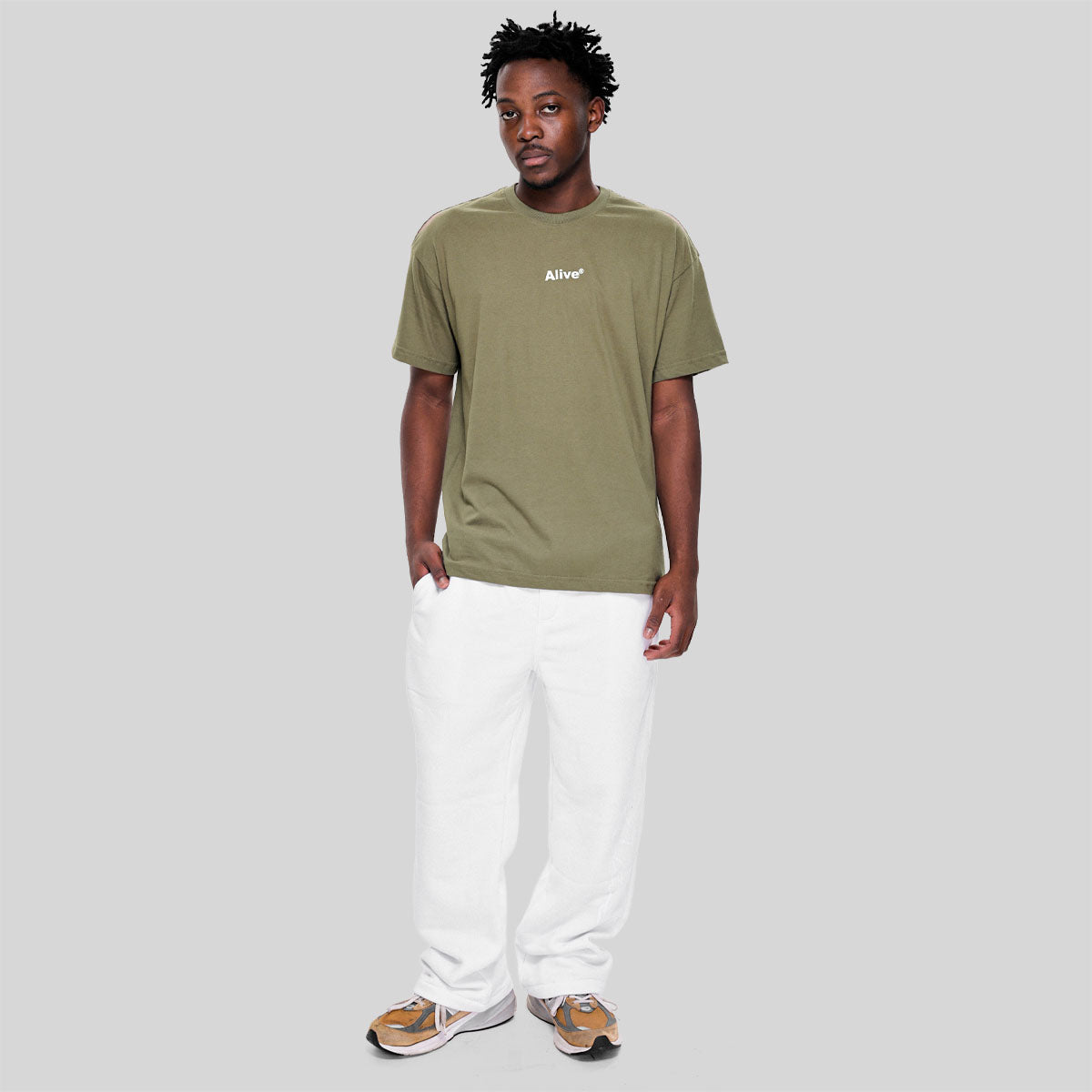 Camiseta Alive Clássica Basic Verde Musgo