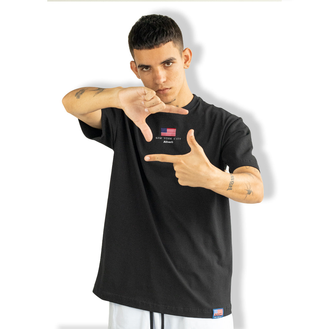 Camiseta Alive U.S.A Preto