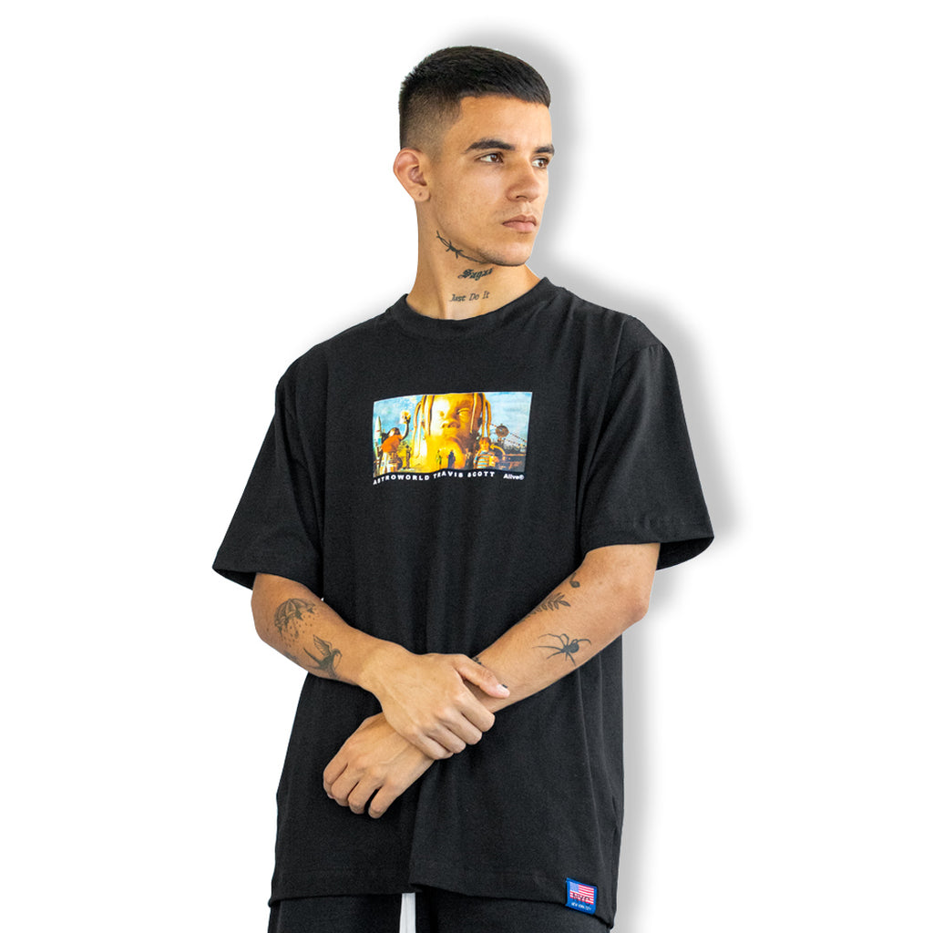 Camiseta Alive Astroworld Preto